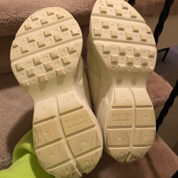 SOLD!Gucci sneaker - Picture 11 of 12